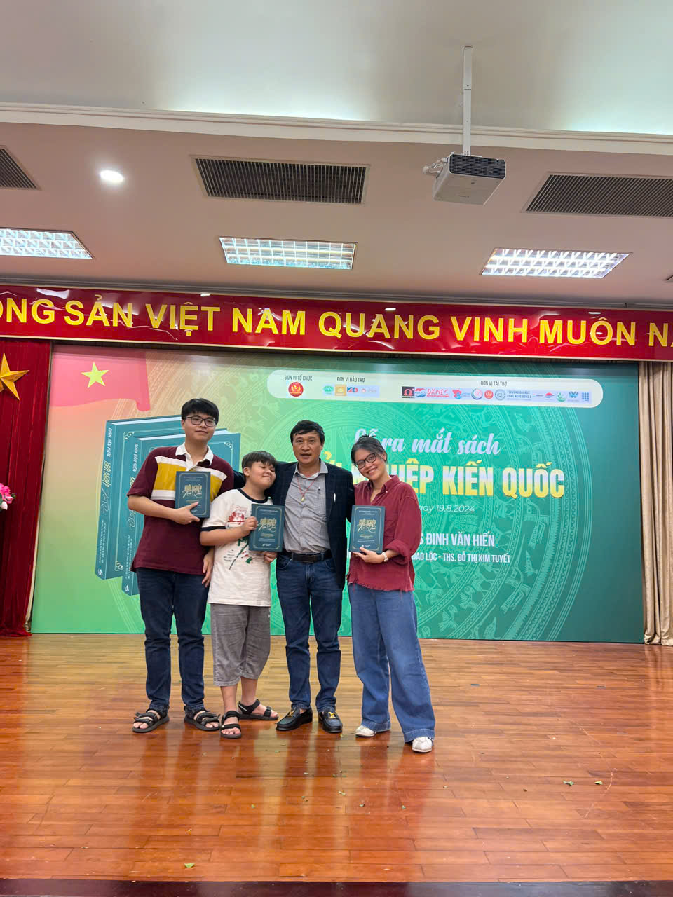 Lễ ra mắt Lộc Hoàng An Tech