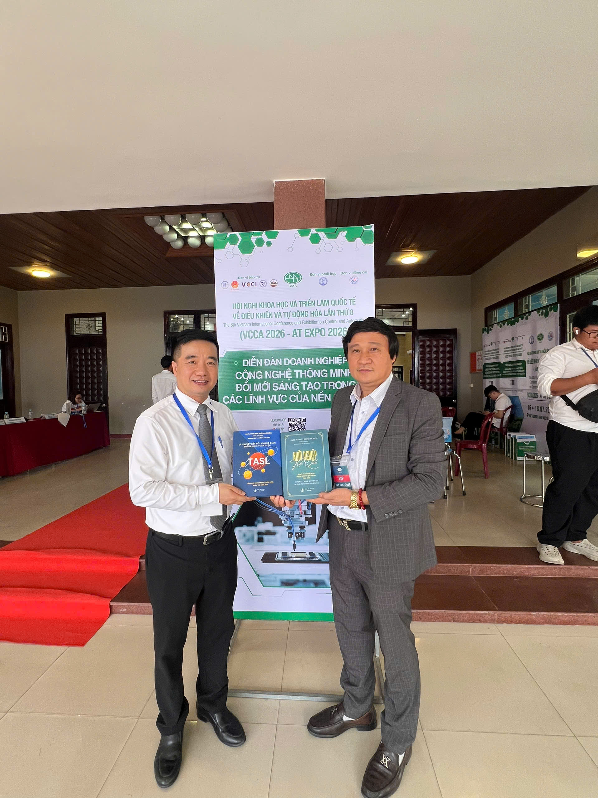 Bạn bè & Đối tác Lộc Hoàng An Tech